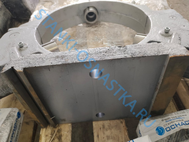 Люнет неподвижный 16К40 (ф=20-500) Люнет неподвижный 16К40 (ф=20-500)