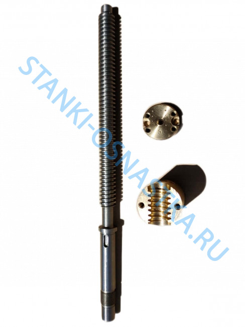 Винт с гайкой суппорта 16К40